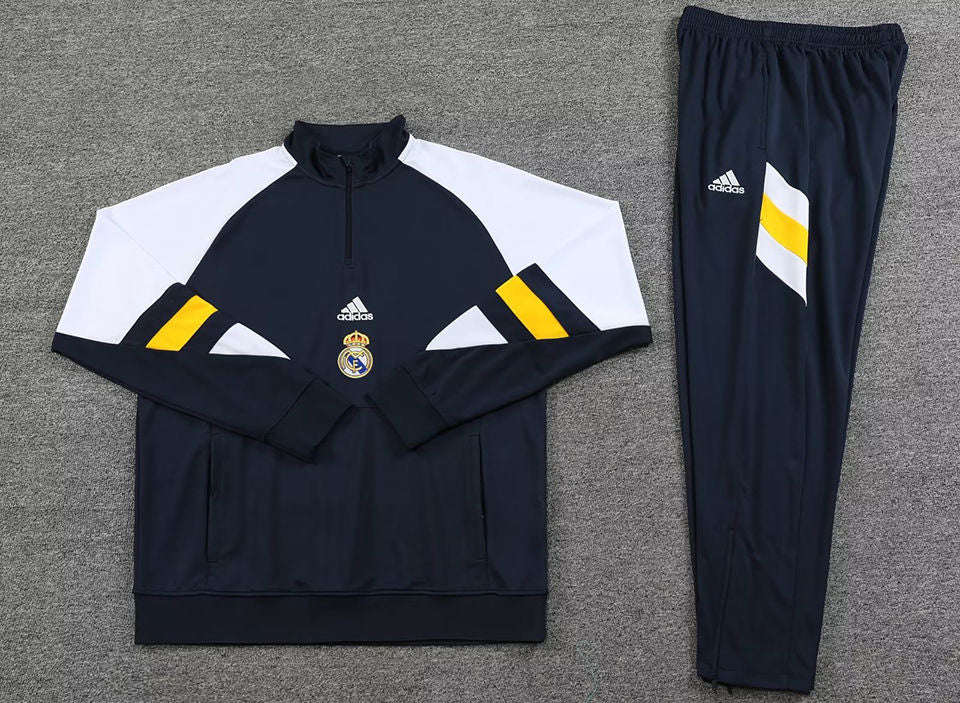 Real Madrid Black Halfzip Tracksuit 23/24